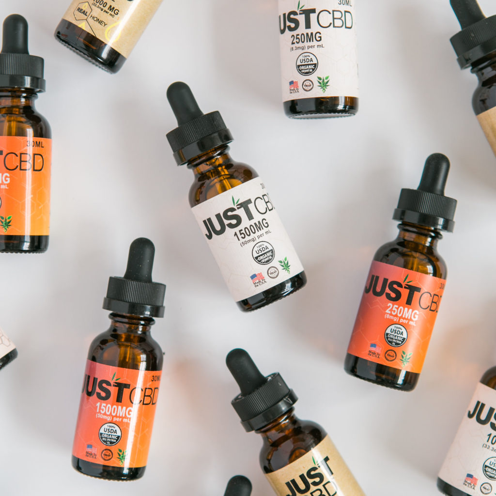 How to Completely Relax This Summer 3 Tricks, like a Full Spectrum CBD Tincture, to Handle Stress